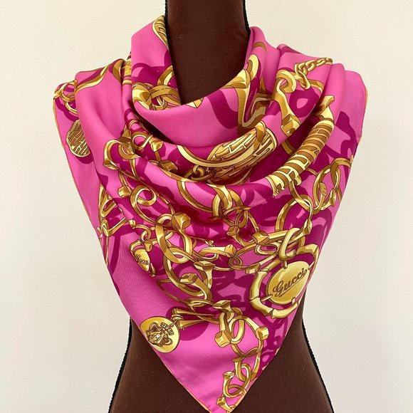 Gucci Logo Chains Hot Pink Gold Silk Twill Scarf with Gift Gucci Box - Picture 3 of 14